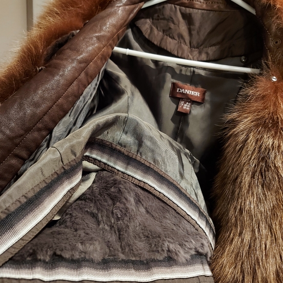 Danier | Leather Fur Coat - Picture 7 of 16
